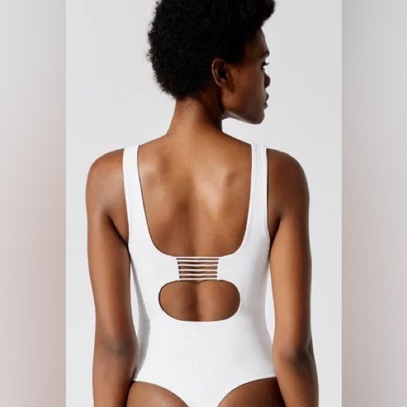 Carbon38 Bungee Bodysuit - Picture 6 of 6
